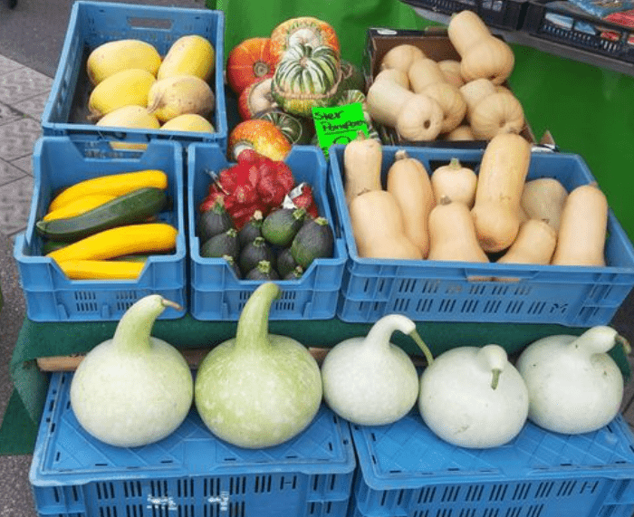 Groenten- en Fruithandel Miriam in Overslag