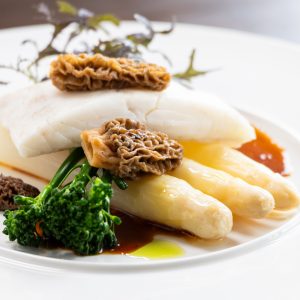 Tarbot met asperges en morilles Tarbot met asperges en morilles